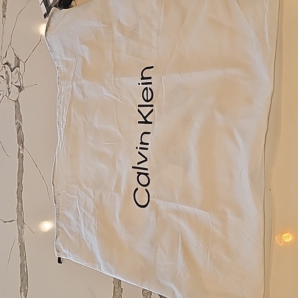 CALVIN KLEIN PURSE - Picture 5 of 6